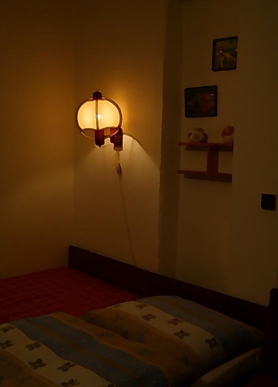 Apartment Trojska Prag Zimmer foto